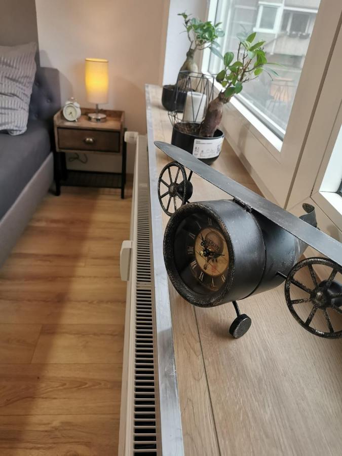 Frisch Sanierte Ferienwohnung 2 Min Vom Suedstrand - Balkon - Pay Tv Вільгельмсгафен Екстер'єр фото